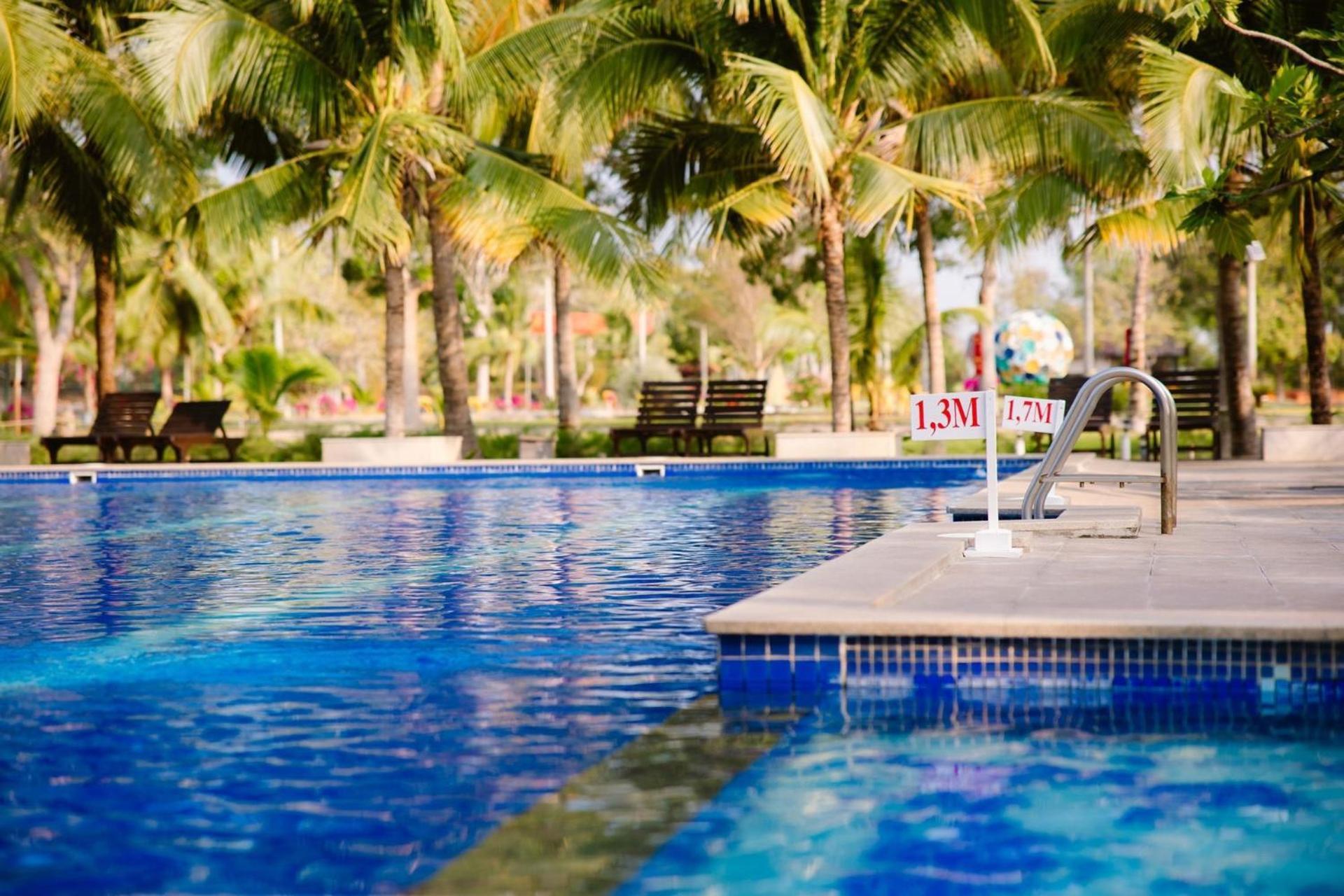 Dat Lanh Beach Resort La Gi Exterior photo