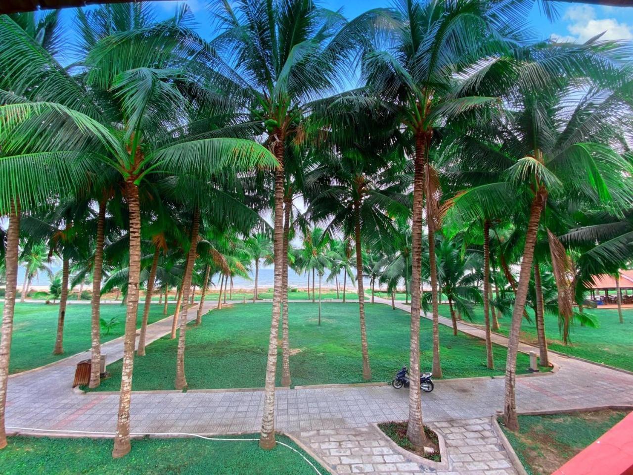 Dat Lanh Beach Resort La Gi Exterior photo